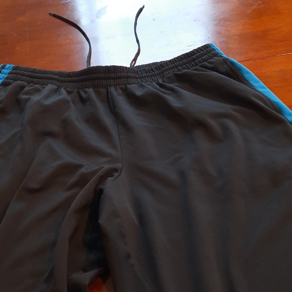 Men's pants - Picture 2 of 4